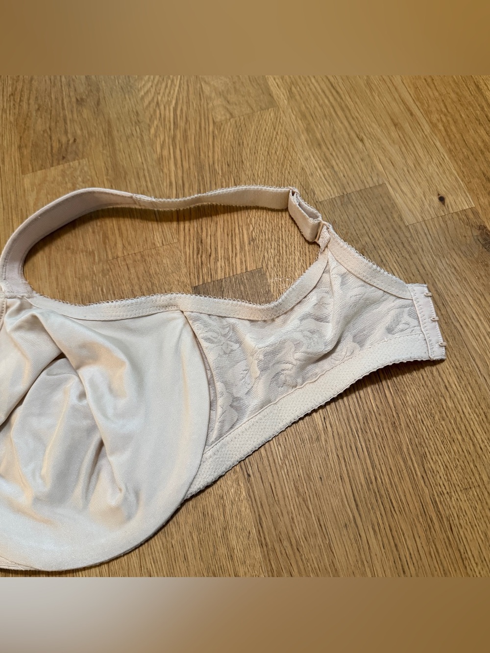 Wacoal 38DD Nude Unlined Underwire Awareness Bra Style 85567 - Picture 7 of 10
